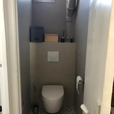 Appartement Recemment Renove, Design Et Confort Apartment Paris